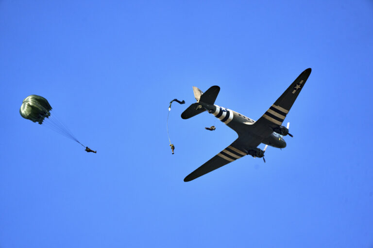 Operation Market Garden in the Netherlands | Hundreds of paratroopers commemorate 80th anniversary