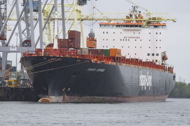 Port of Montreal | Longshoremen reject employer offer