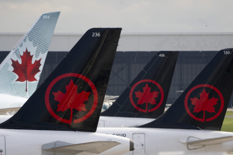 Possible pilot strike | Air Canada prepares contingency plans