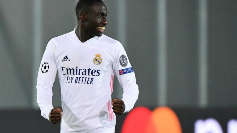 Real Madrid’s French defender Ferland Mendy will extend his contract with the Merengue club until June 2027