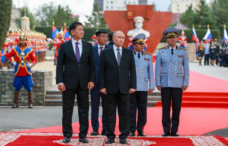 Red carpet for Putin in Mongolia, despite ICC arrest warrant