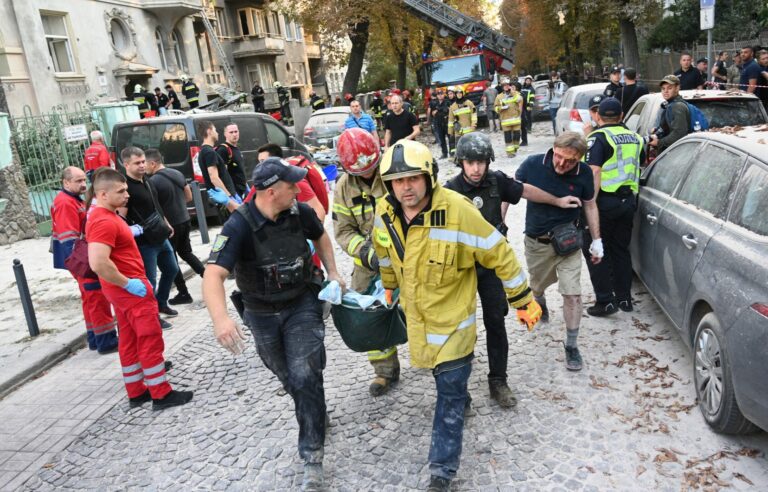 Russia bombs Lviv after bloody bombing in Poltava