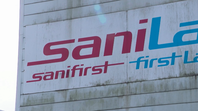 Sanifirst employees transferred to Portugal with a salary divided by three?