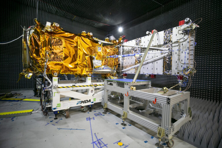 Satellite constellations | Quebec scoops up almost all the work of the Lightspeed project