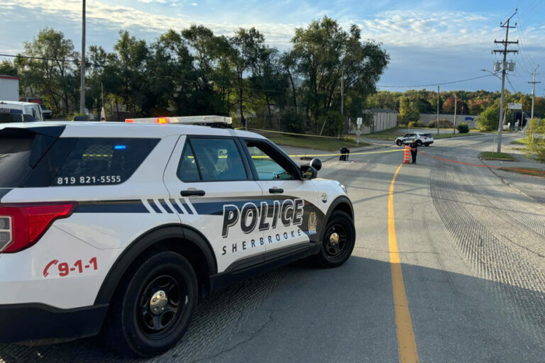 Sherbrooke | Fifty-year-old scooter rider seriously injured