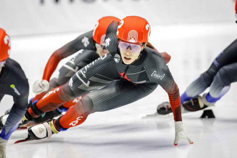 Short Track Speed ​​Skating | Brunelle and Dandjinou Crowned Canadian Champions