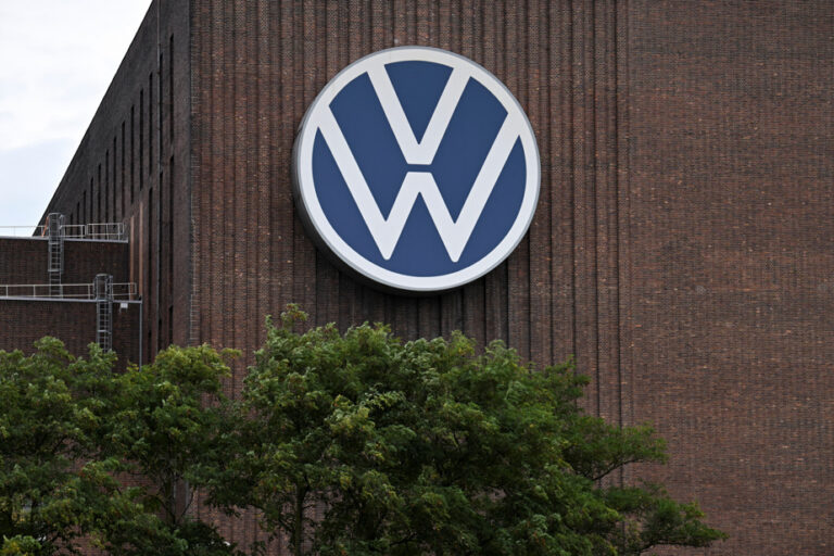 Slowdown in sales | Volkswagen lowers its annual targets