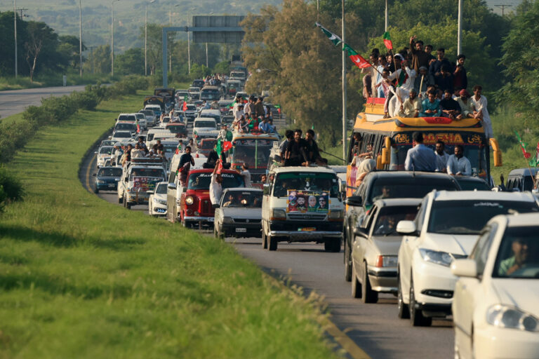 Supporters of former Pakistani prime minister protest for his release