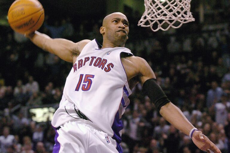 Toronto Raptors | Vince Carter to become first player to have jersey retired