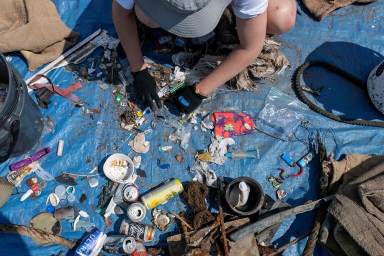 Tracking plastic in the Saguenay Fjord