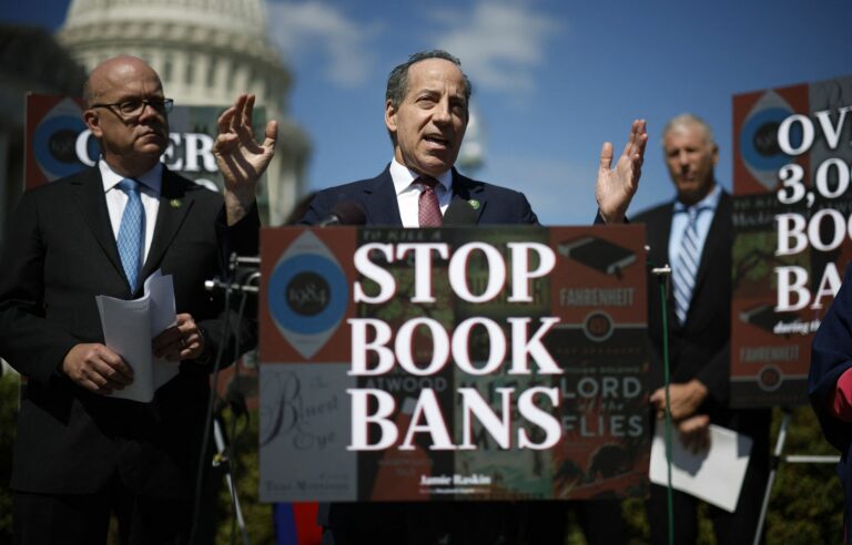 US Banned Books Week Begins With Mixed Results