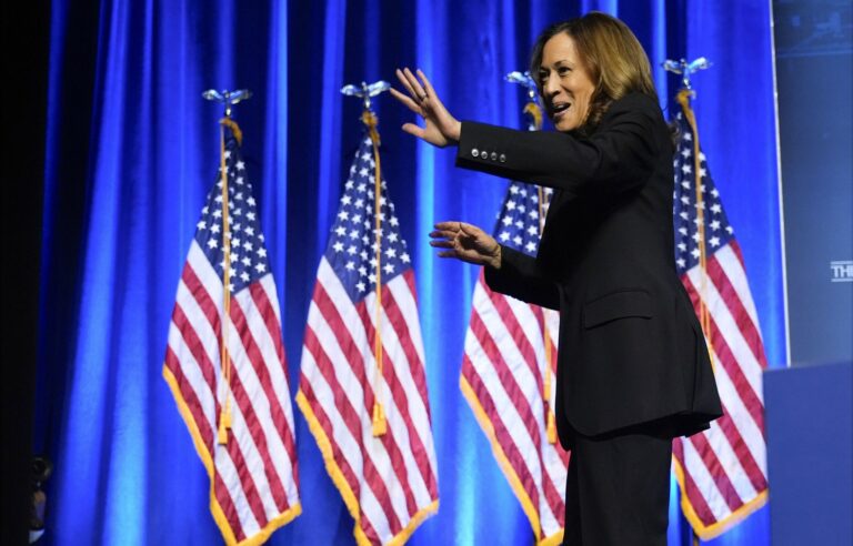 US Elections: In Pennsylvania, Kamala Harris Attacks Donald Trump on the Economy