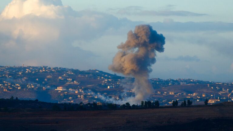 Under Israeli bombardment, residents of southern Lebanon denounce “an enemy that does not distinguish civilians”