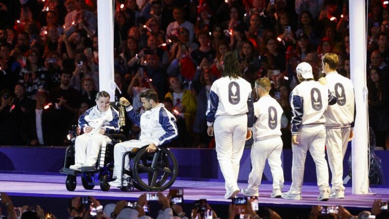 Videos The extinction of the flame, the farewell to the athletes, the musical show… Relive the highlights of the closing ceremony of the Paralympic Games