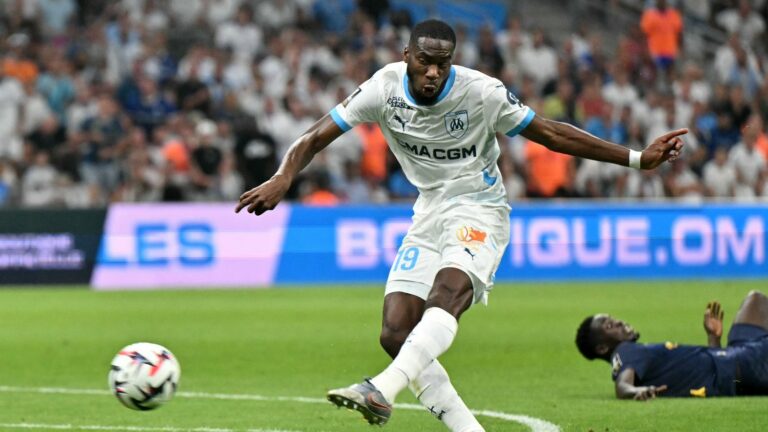 first big chance for OM at the start of the match against Nice… Follow the match of the 4th day of Ligue 1