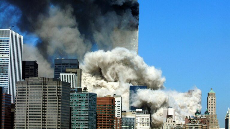 franceinfo junior. Why did the attacks of September 11, 2001 take place?