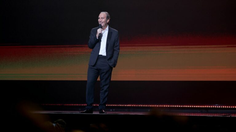 we saw Xavier Niel’s one man show at the Olympia