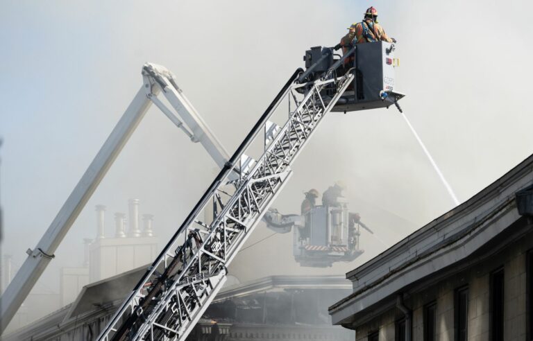 A mother and her daughter died in the fire in Old Montreal