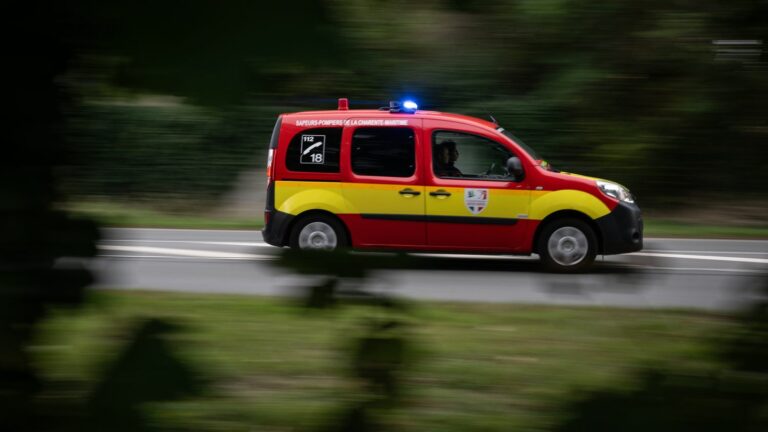 A two and a half year old child in serious condition after falling from the fourth floor of a building near Tarbes, in the Hautes-Pyrénées