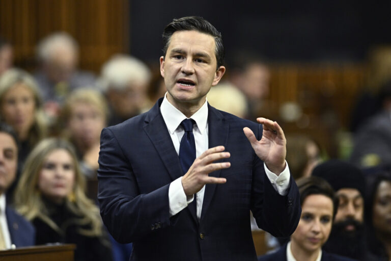 Anti-Semitism | Tense exchange between Pierre Poilievre and Mélanie Joly