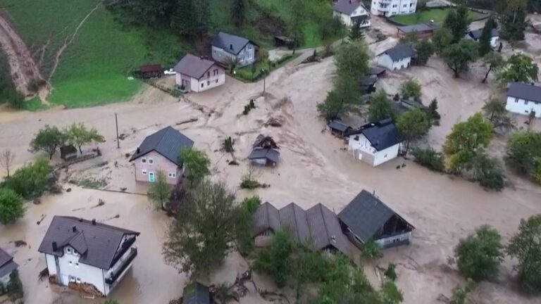 Bosnia in the grip of deadly floods