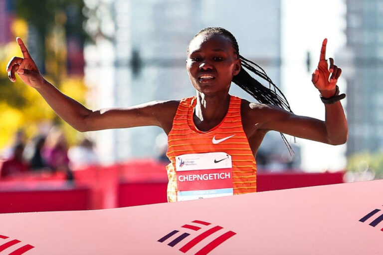 Chicago Marathon | Kenyan Ruth Chepngetich breaks world record