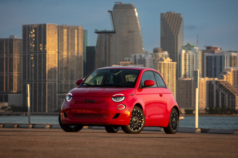 Fiat 500e | Emergency number