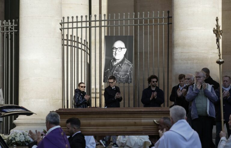 Final farewells to French actor Michel Blanc, who died at 72