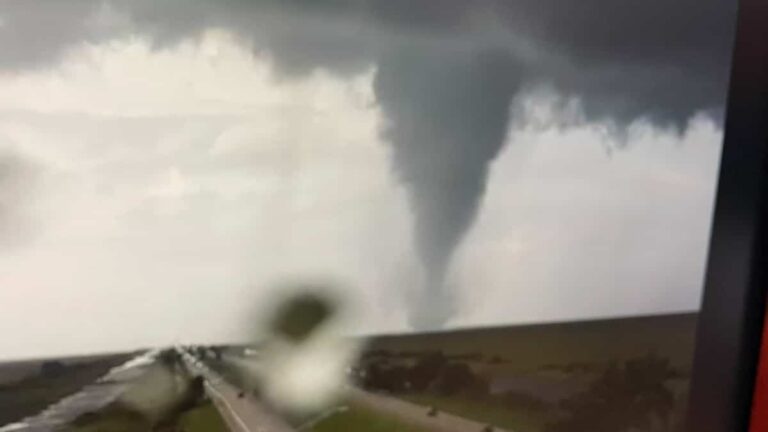 IN PICTURES | Two ‘extremely dangerous’ tornadoes just before hurricane in Florida