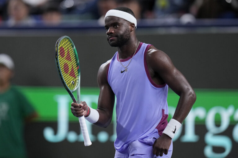 Insults towards a referee | Frances Tiafoe apologizes