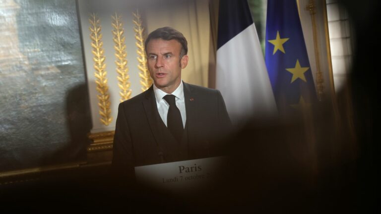 International, defense… Silent on domestic politics, Emmanuel Macron refocuses on his reserved domain