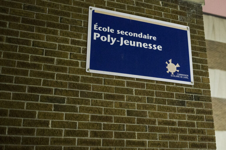 Laval | A secondary school confined after receiving threats