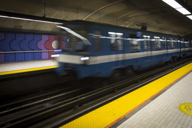 Montreal Metro | The STM closes three emergency stations