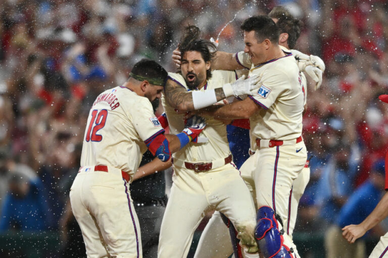 National League Series | Phillies win against the Mets