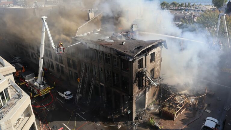 Old Montreal fire: search for victims is over