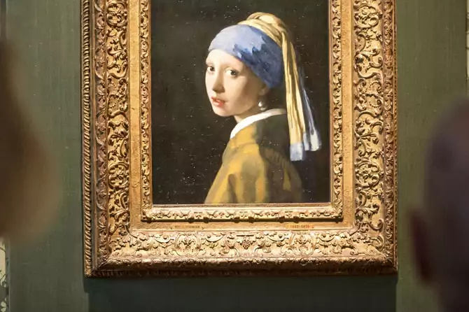 Scientists unlock the secret of The Girl with a Pearl Earring