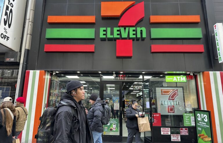 Seven&i, owner of 7-Eleven stores, unveils plan to restructure its activities to protect itself from Couche-Tard