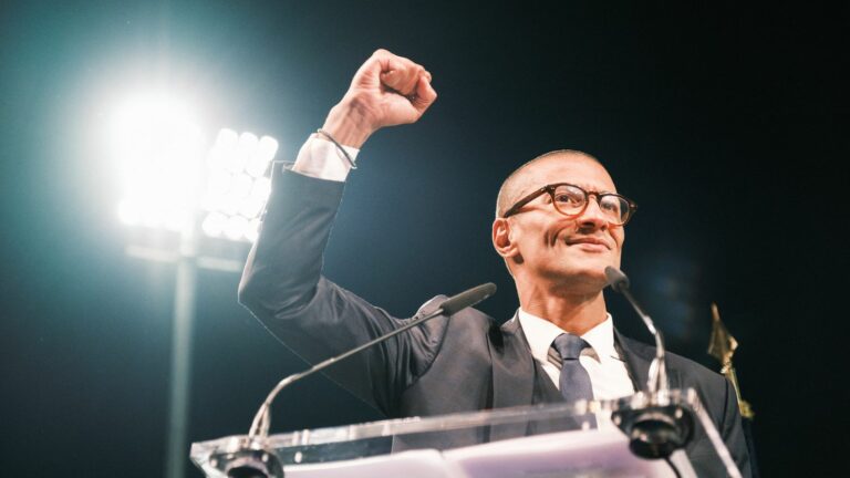 Socialist Karim Bouamrane launches his left-wing movement in Saint-Ouen