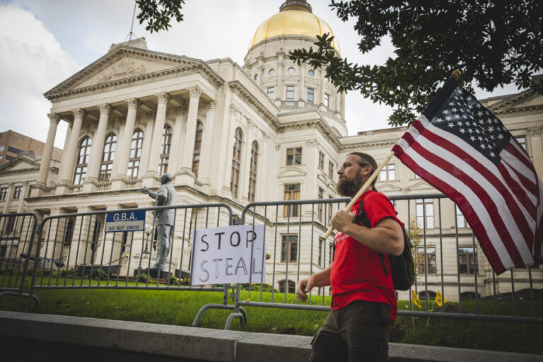 The Press in Georgia | A key state, conspirators and a vote under tension