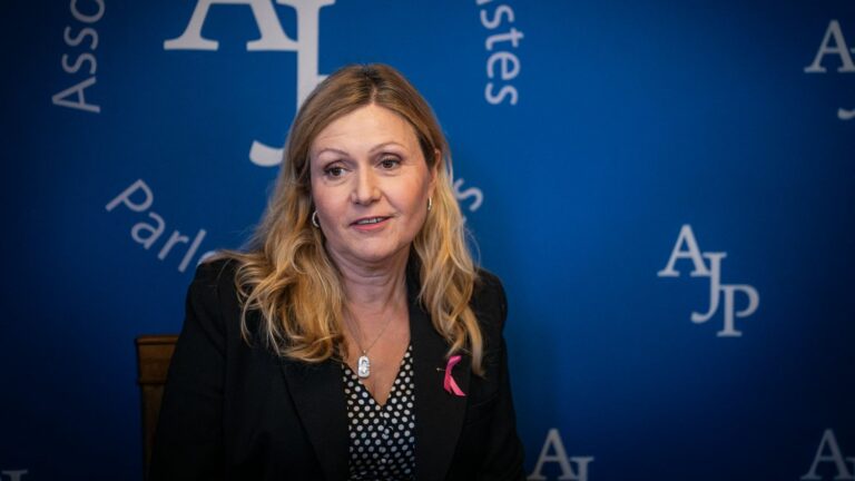 Yaël Braun-Pivet claims that she has filed “around thirty complaints for anti-Semitic acts” since the summer of 2022