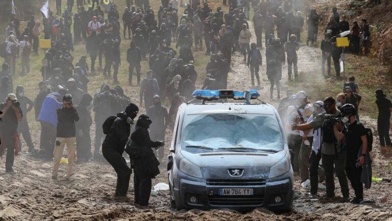 a search carried out on the opponents’ camp after the damage to a gendarmerie vehicle