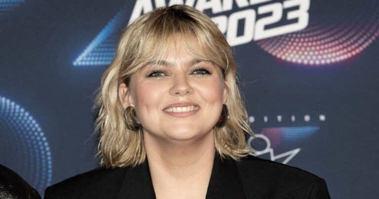 Louane Enthralls with Passionate Message: "I Seek You at Every Turn" Directed at Partner Florian Rossi