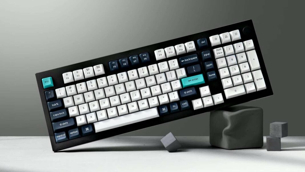 Sleek High-End Keyboard or Weights Substitute - Is a 2 kg Keyboard Impressive?