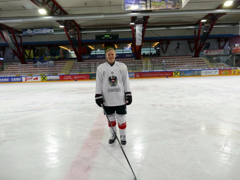 Anna Meixner: Pursuing Her Passion in Ice Hockey