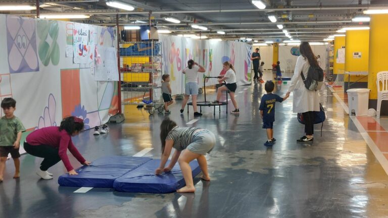 in Israel, the Haifa hospital transforms its underground parking lot into a kindergarten, safe from rockets