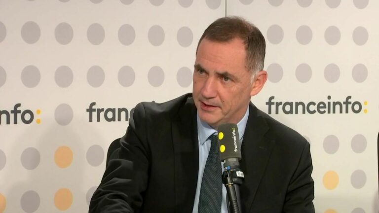 the blocking of airports and ports “cannot be lifted if we remain on this denial of the word given by the State”, estimates Gilles Simeoni