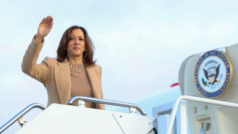 "Kamala Harris: A Complex Figure in American Politics Under Scrutiny"