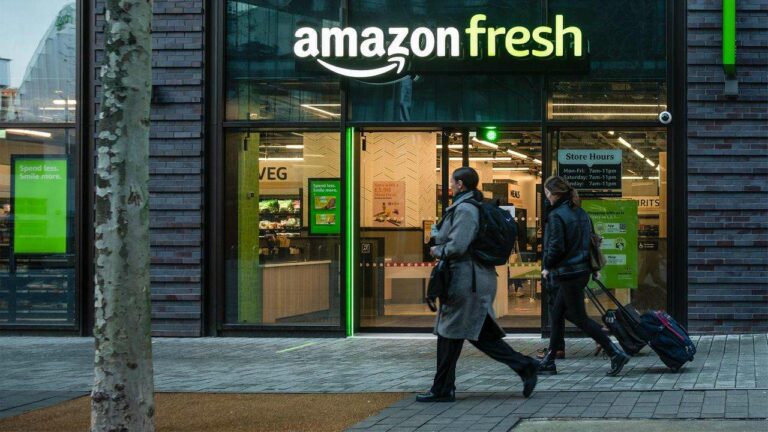 Amazon Shuts Down Fresh Delivery Service in Online Grocery Market