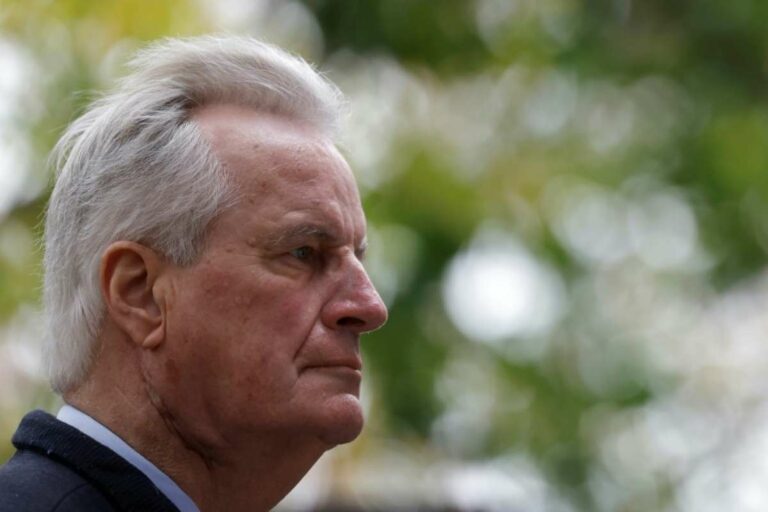 Censorship and Social Movements: Barnier Confronts a Challenging Autumn Ahead - November 14, 2024