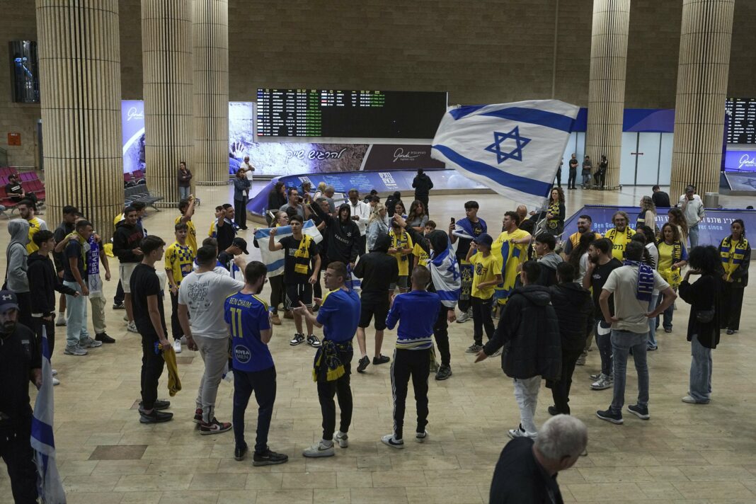 Jewish Sports Clubs in Germany: Youth Matches Require Police Security